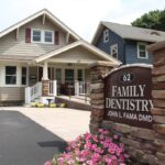 Fama John L DMD - Photo 1